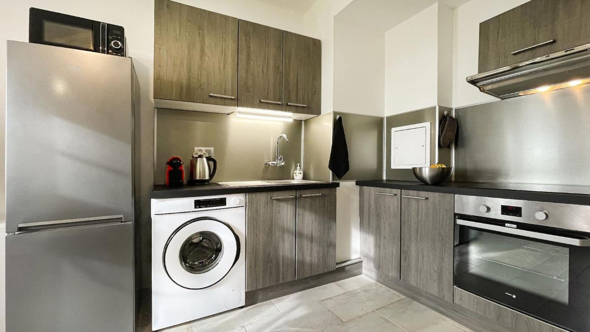 Homey Keola - Parking Prive Gratuit - Aux Portes De Geneve - Au Pied Du Tram - Appartement Avec 1 Chambre Et Un Grand Salon Avec Un Canape-Lit Ambilly Dış mekan fotoğraf